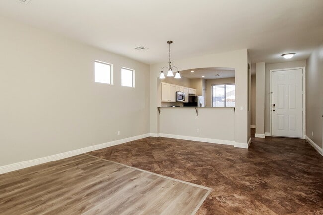 Photo - 2122 S Edgewater