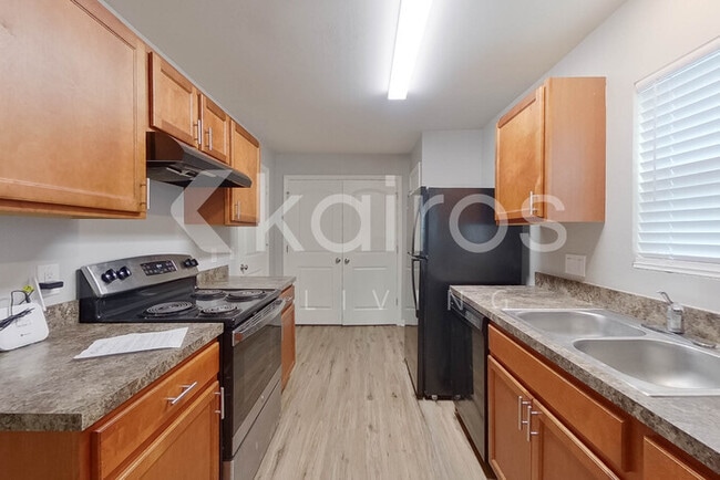 Photo - 3408 15th St SW