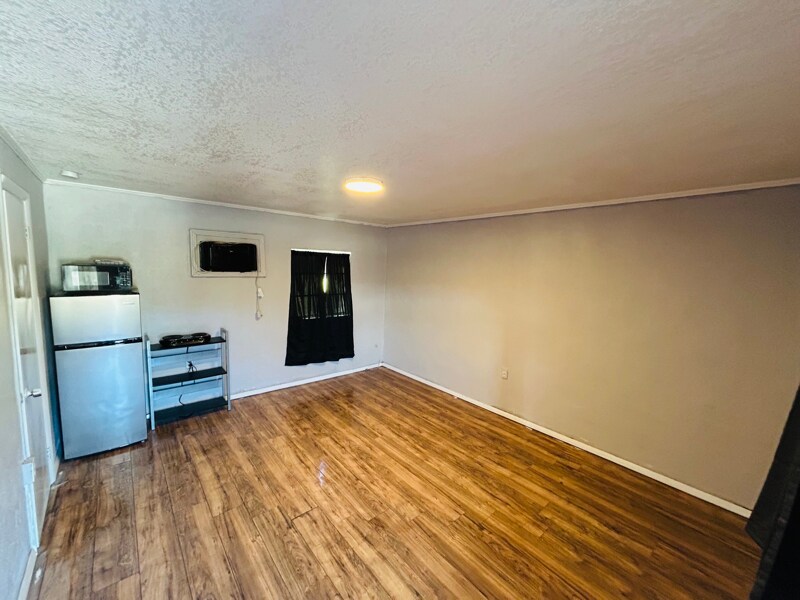 Photo - 553597 US-1 Unit 2