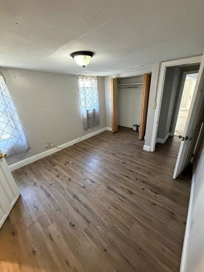 Photo - Charming 2 bedroom, 2 bathroom home