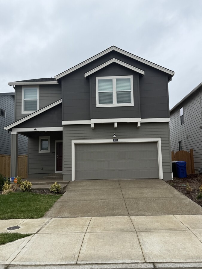 Photo - 4813 Oregano Ave NE