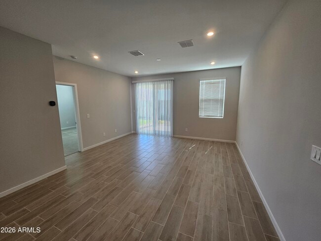 Photo - 33723 Blackwell Dr