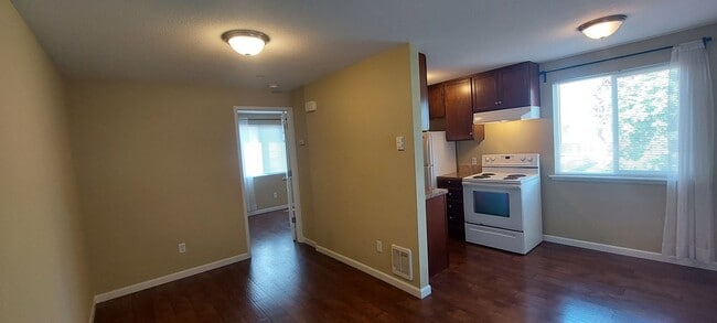 Photo - Lovely 1 Bedroom Apartment in the Lettered Streets District Unit 2122-1