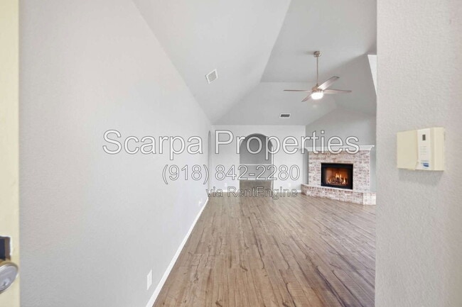 Photo - 9311 E 95th Pl