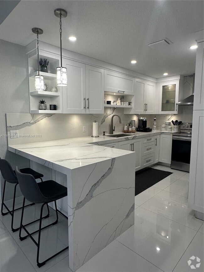 Building Photo - 541 SW 89th Ct Rental