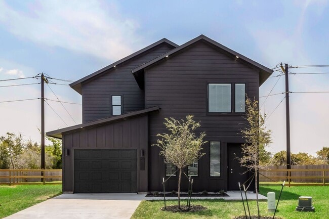 Building Photo - 3003 Alpha Wolf Ct