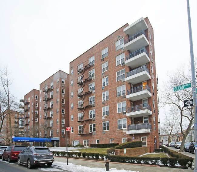 Photo - 2580 Ocean Pky