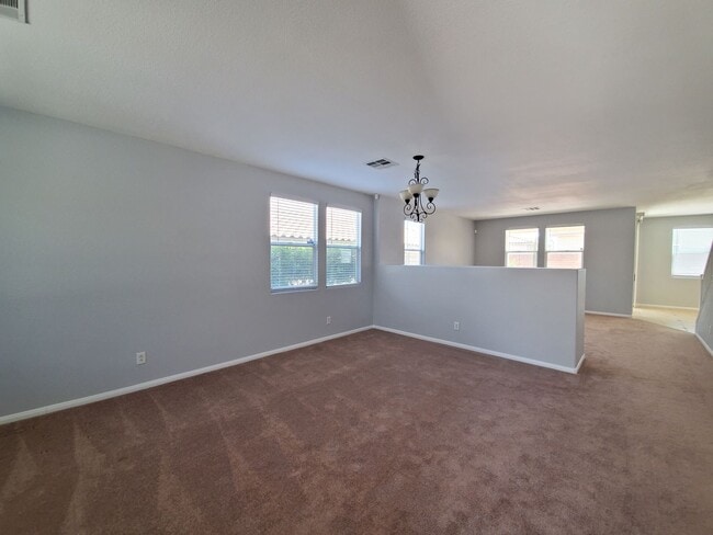 Photo - Granite Peaks At Summerlin