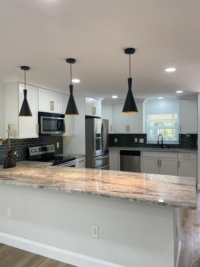 9851 113th St Unit 112
