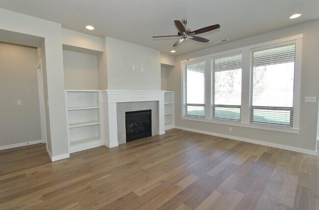 Photo - 2174 E Mendota Dr