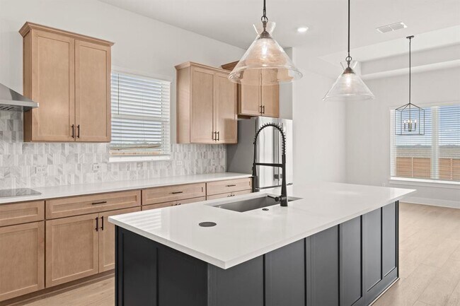 Photo - 309 E Luna Blue Ln