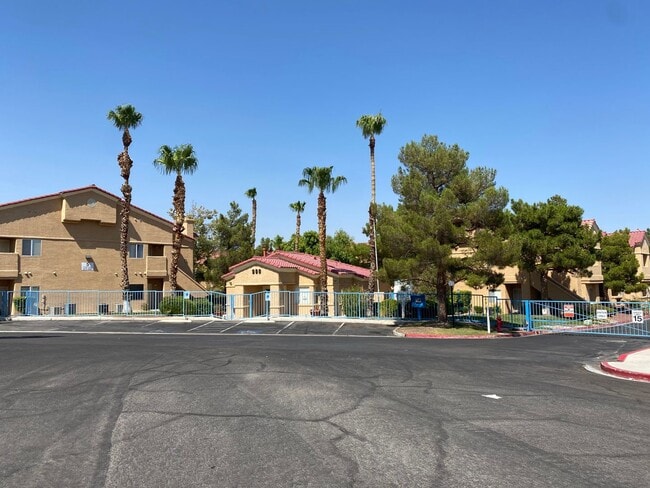 Photo - 2br with wood flooring on first floor in g...