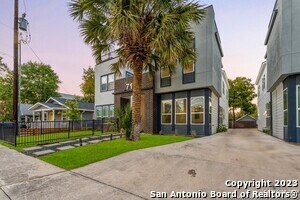 Photo - 715 Eleanor Ave Unidad 102