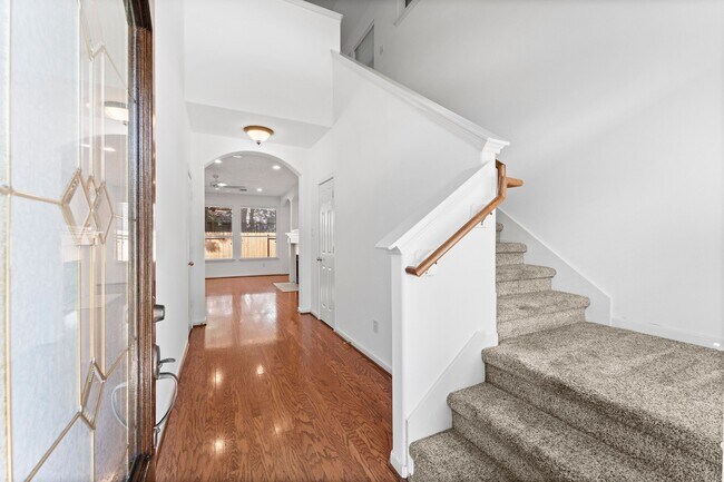 Photo - 39 E Burberry Cir
