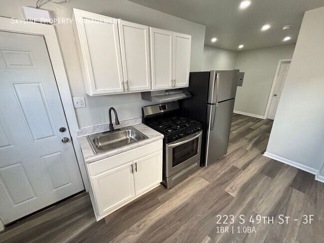 Photo - 223 S 49th St Unit 3F