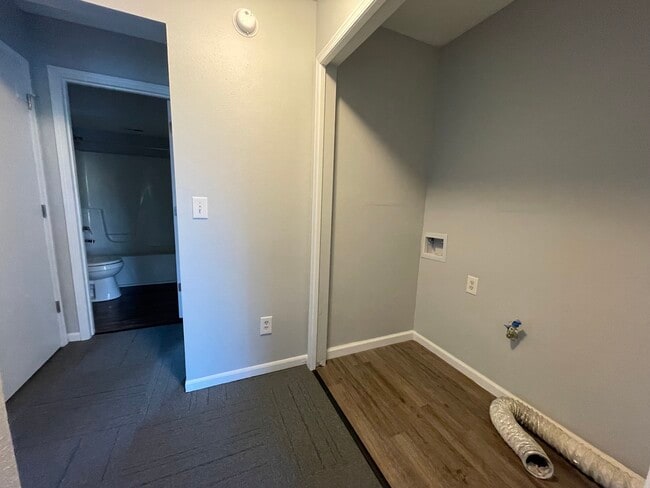 Photo - 356 Stone Creek Dr Unit B