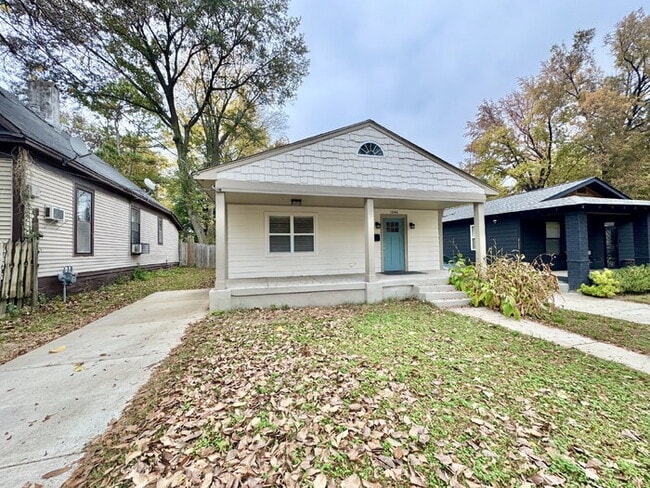 Photo - 1046 Tanglewood St