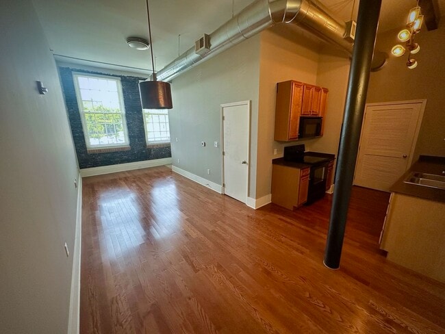 Photo - 140 E Glenwood Ave Unidad 211