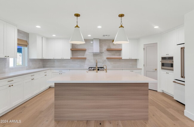 Photo - 4154 N 35th Pl