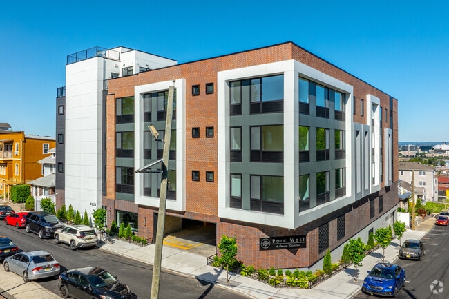 Building Photo - Parc West Rental