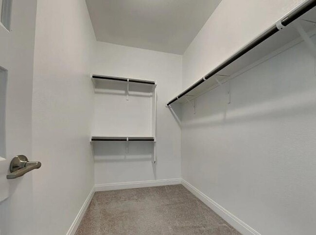 Photo - 3610 Thunian Pass