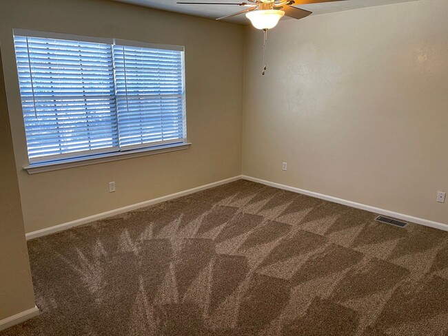 2626 Old Bainbridge Rd Unit 2626 C