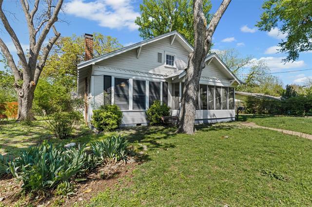 Photo - 1111 Park Dr