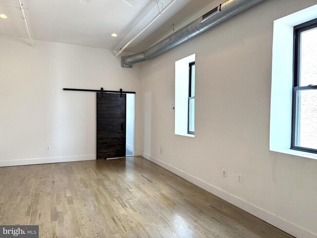 Photo - 2620 Martha St Unit 301