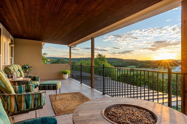 Photo - 1472 Kings Cove Dr