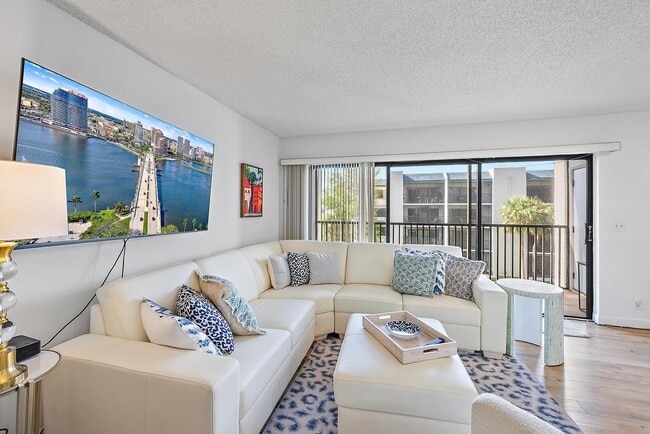 Photo - 1605 S US Hwy 1 Unit A302