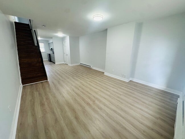 Photo - Renovated 3bd/1.5 bth House with Rear yard...