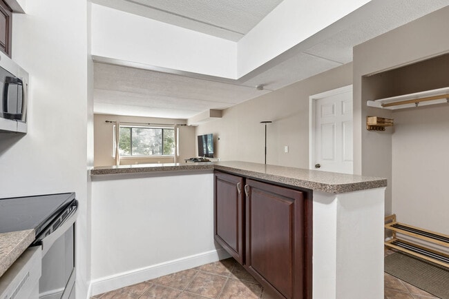 4975 Washington St Unit 209