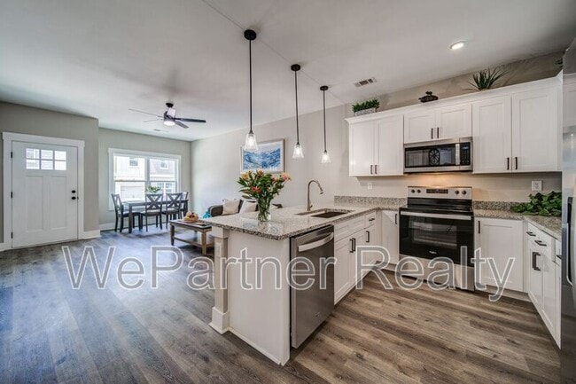 Photo - 5 N Rim Dr