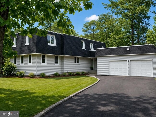 Building Photo - 150 W Centennial Dr