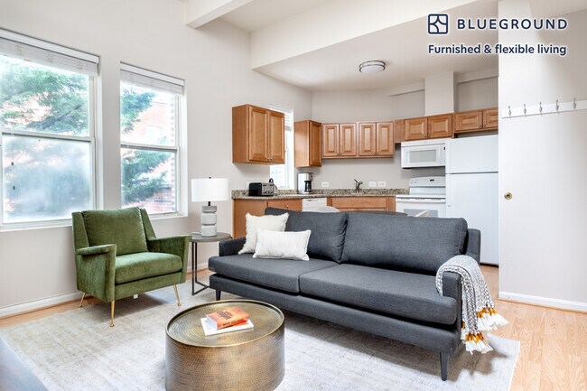 Photo - 1826 Vernon St NW Unidad FL3-ID192