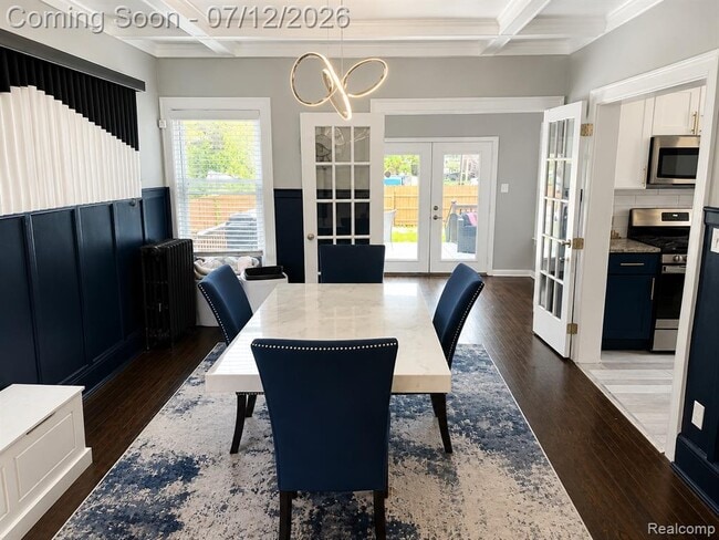 Photo - 7336 Kipling Ave