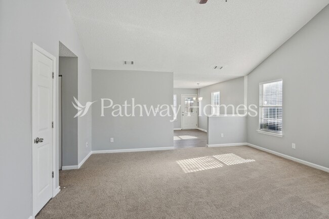 Photo - 449 Eagles Nest Way House