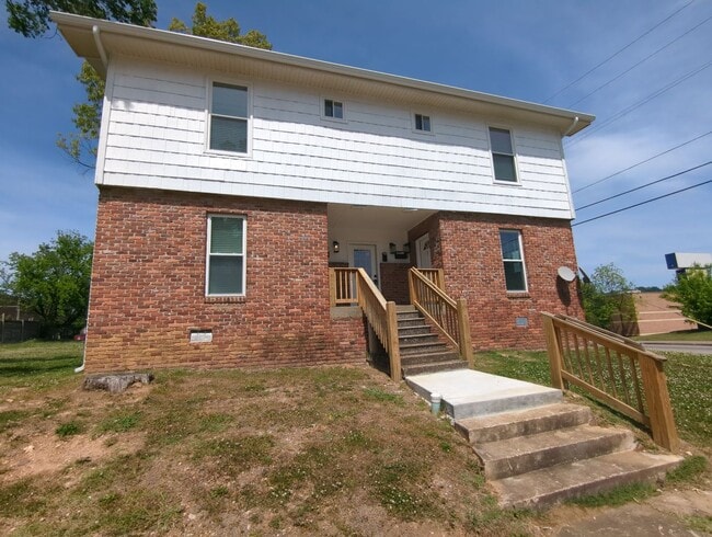 Photo - 2015 Duncan Ave Unit C