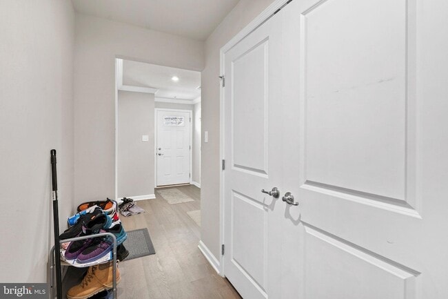 Photo - 168 Bishop Wy