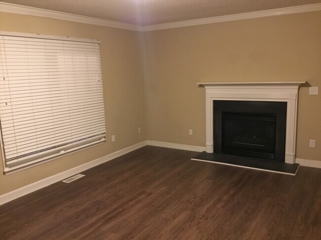 Photo - 1143 Sequoia Dr