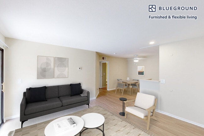 Photo - 10024 Paseo Montril Unidad SI FL2-ID373A