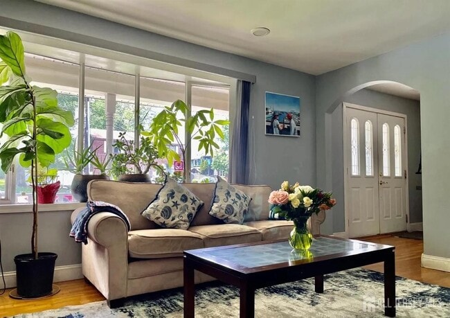 Photo - 56 West Side Ave