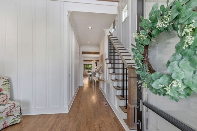 Photo - 5 Bedroom Home with Luxury Finishes in West End