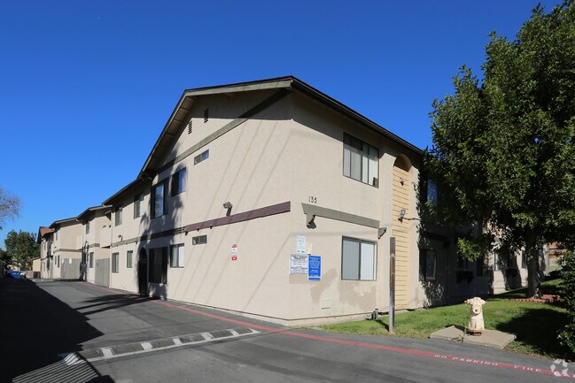 Averil Villas - Averil Villas Apartments