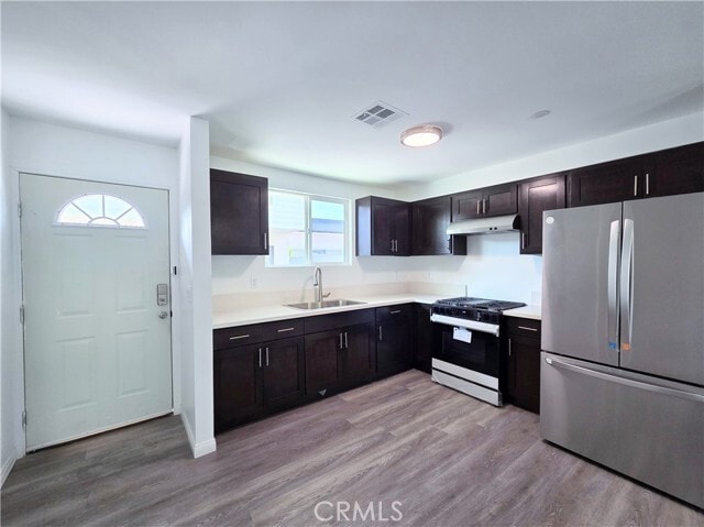 Photo - 720 W Cherry St