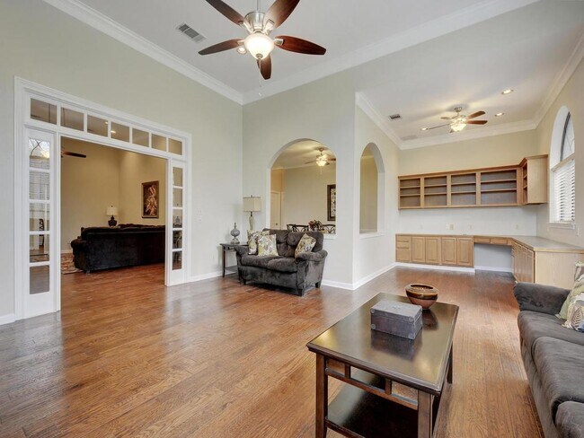 Photo - 7500 Canna Cove