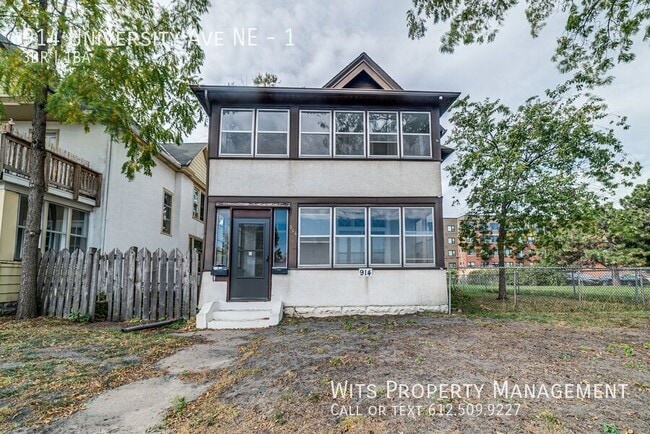 Building Photo - 914 University Ave NE Unit 1