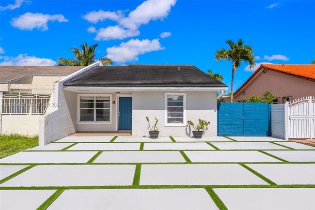 Building Photo - 31 NW 108th Ct