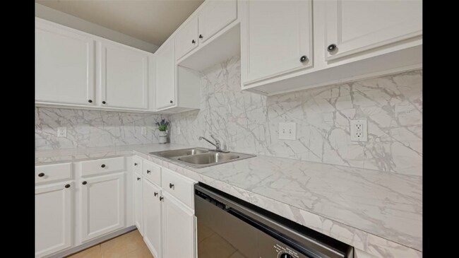 Photo - 23326 High Point St