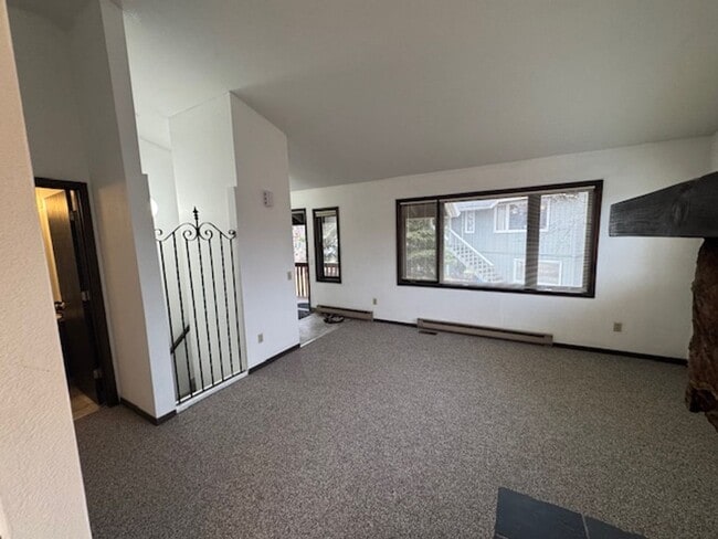 Photo - 2 Bedroom Unit in South Anchorage!